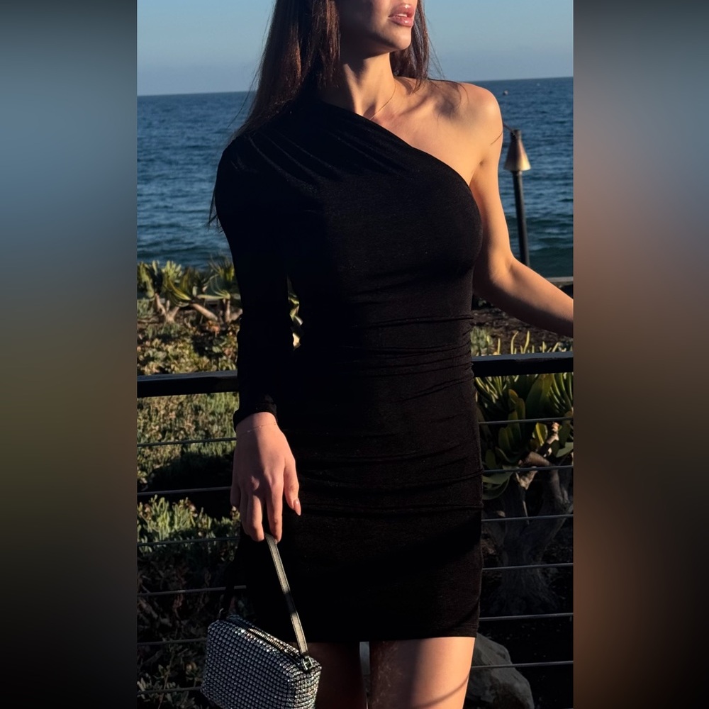 MISHA COLLECTION Elegant Black One-Shoulder Dress